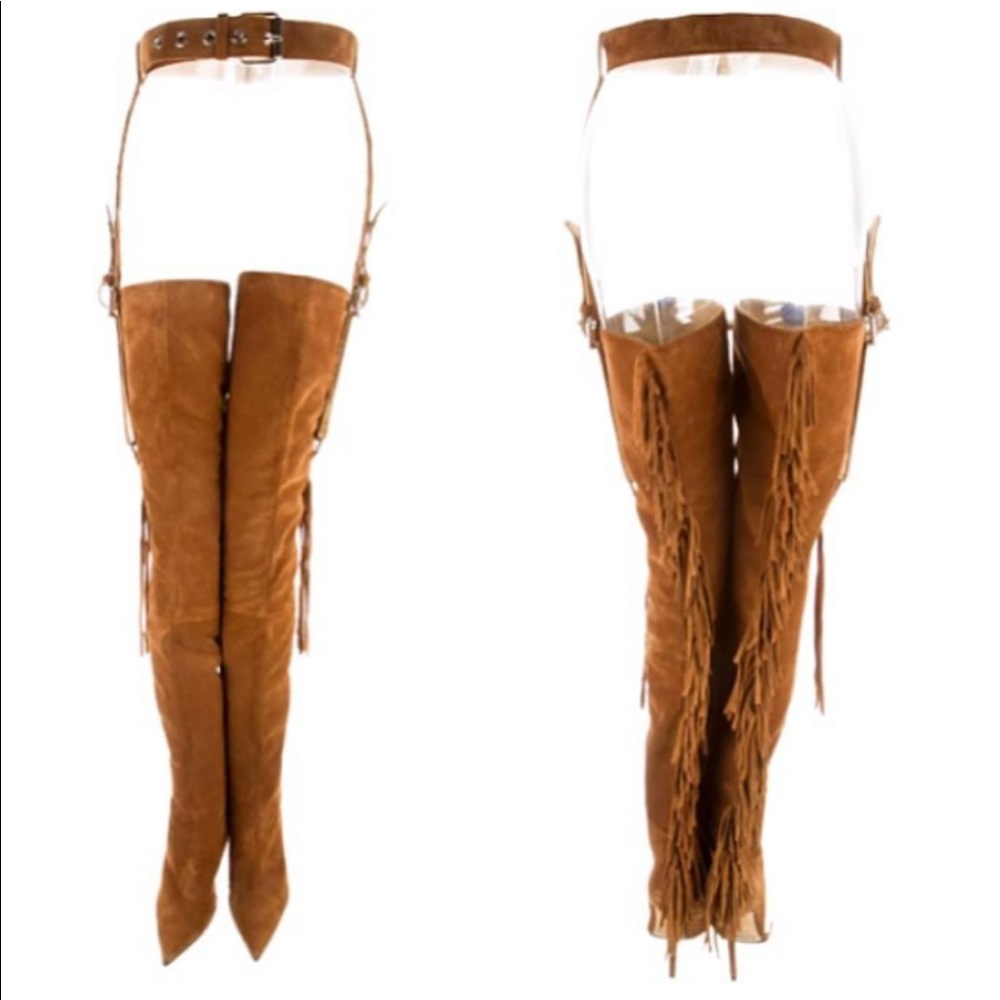 Sold!! @sometimesslowly  Dolce & Gabbana boots